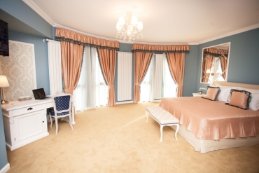 Bucarest y Rumanía con Aplazame